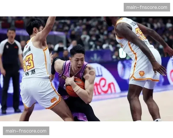 季后赛最后席位争夺白热化：北控、广州、吉林三队争搭末班车